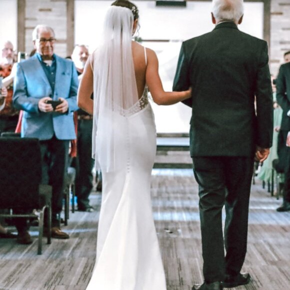 Valley by Made with Love size 8 (street size 4) - Picture 6 of 9